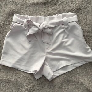 Women’s Classy Shorts ⭐️